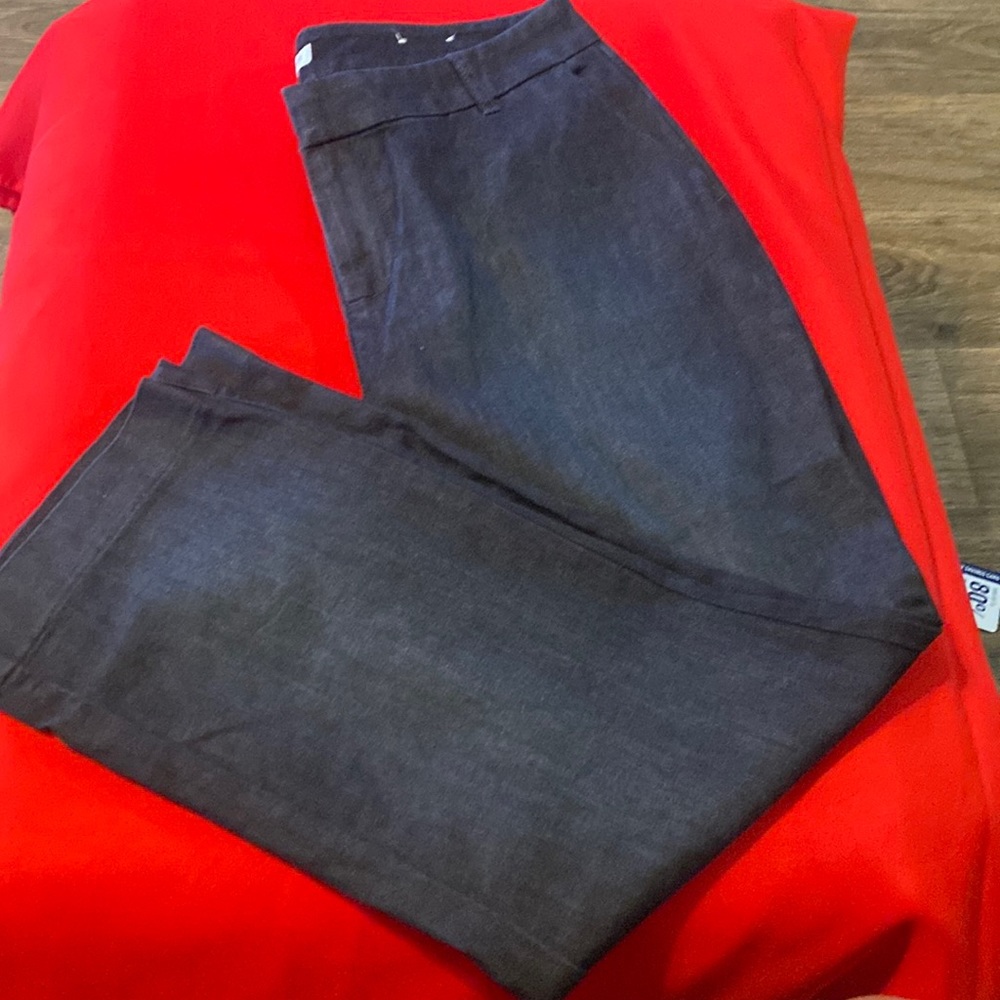 Capri pants
